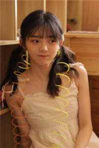 《别和我装穷》